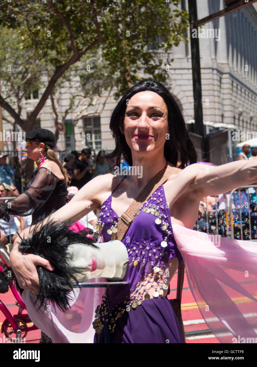 Drag queen in San Francisco Pride Parade 2016 Stock Photo - Alamy