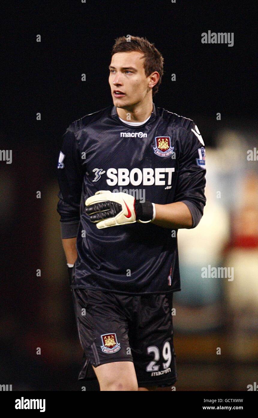 Soccer - Carling Cup - Fourth Round - West Ham United v Stoke City - Upton Park Stock Photo