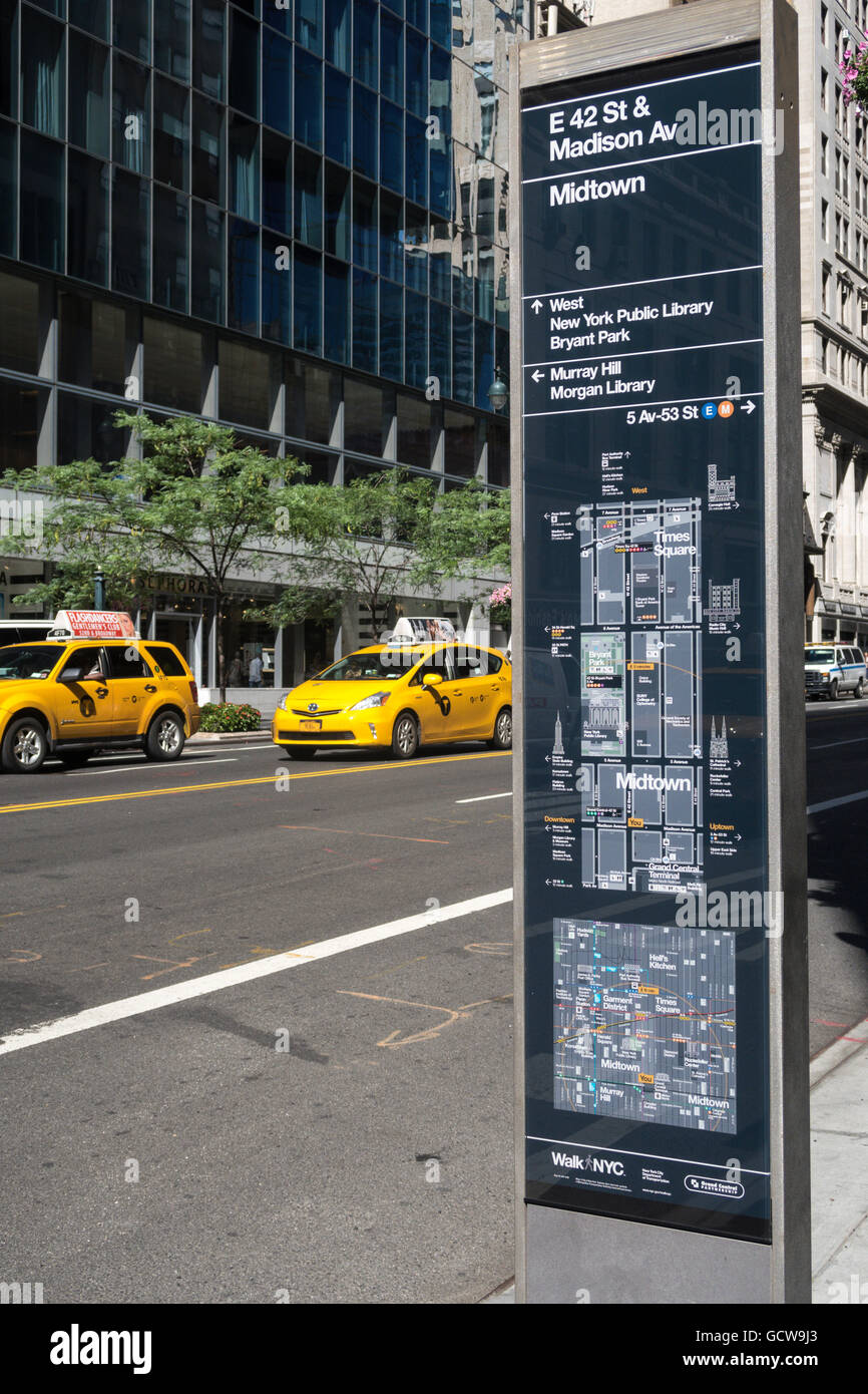 Bus stop sign nyc hires stock photography and images Alamy