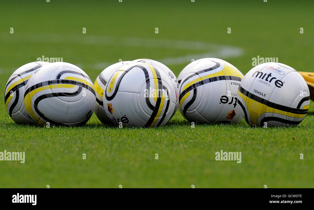 Soccer - npower Football League Championship - Watford v Scunthorpe United - Vicarage Road. General view of a Watford Mitre tensile matchball Stock Photo