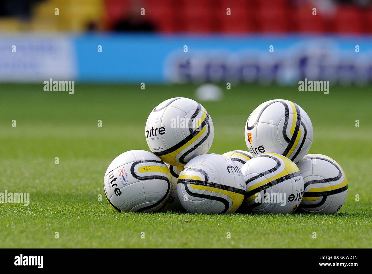 Soccer - npower Football League Championship - Watford v Scunthorpe United - Vicarage Road. General view of a Watford Mitre tensile matchball Stock Photo