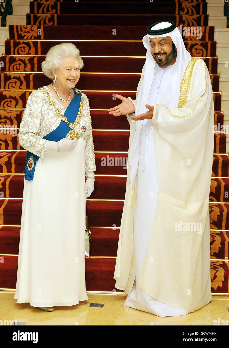 Queen Elizabeth II is accompanied by Sheikh Khalifa Bin Zayed al Nahyan the  President of the United Arab Emirates, at the Mushrif Palace in Abu Dhabi,  this afternoon Stock Photo - Alamy