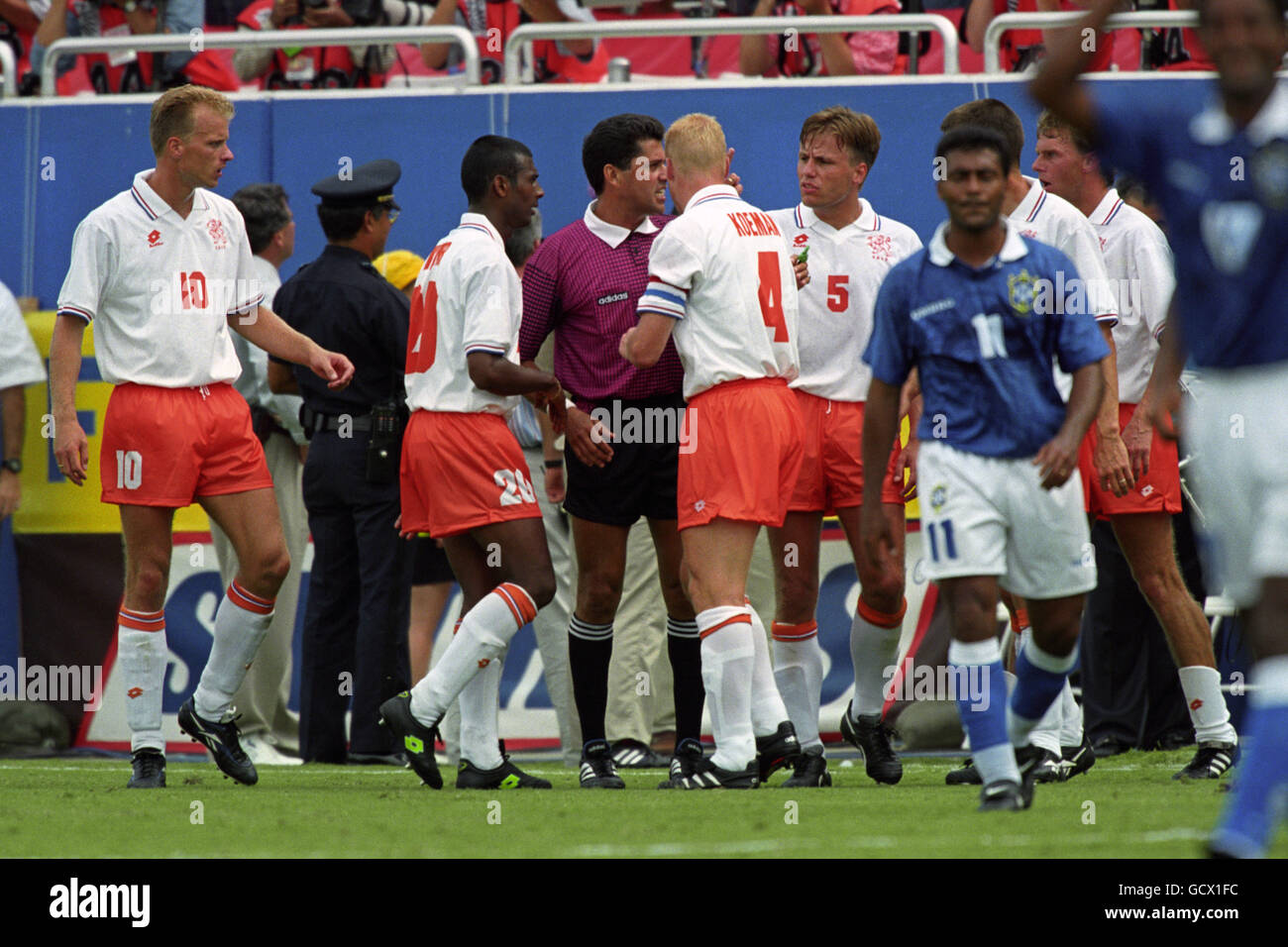 The Netherlands Argue After Bebeto High Resolution Stock Photography And Images Alamy The Netherlands Argue After Bebeto High Resolution Stock Photography And Images Alamy