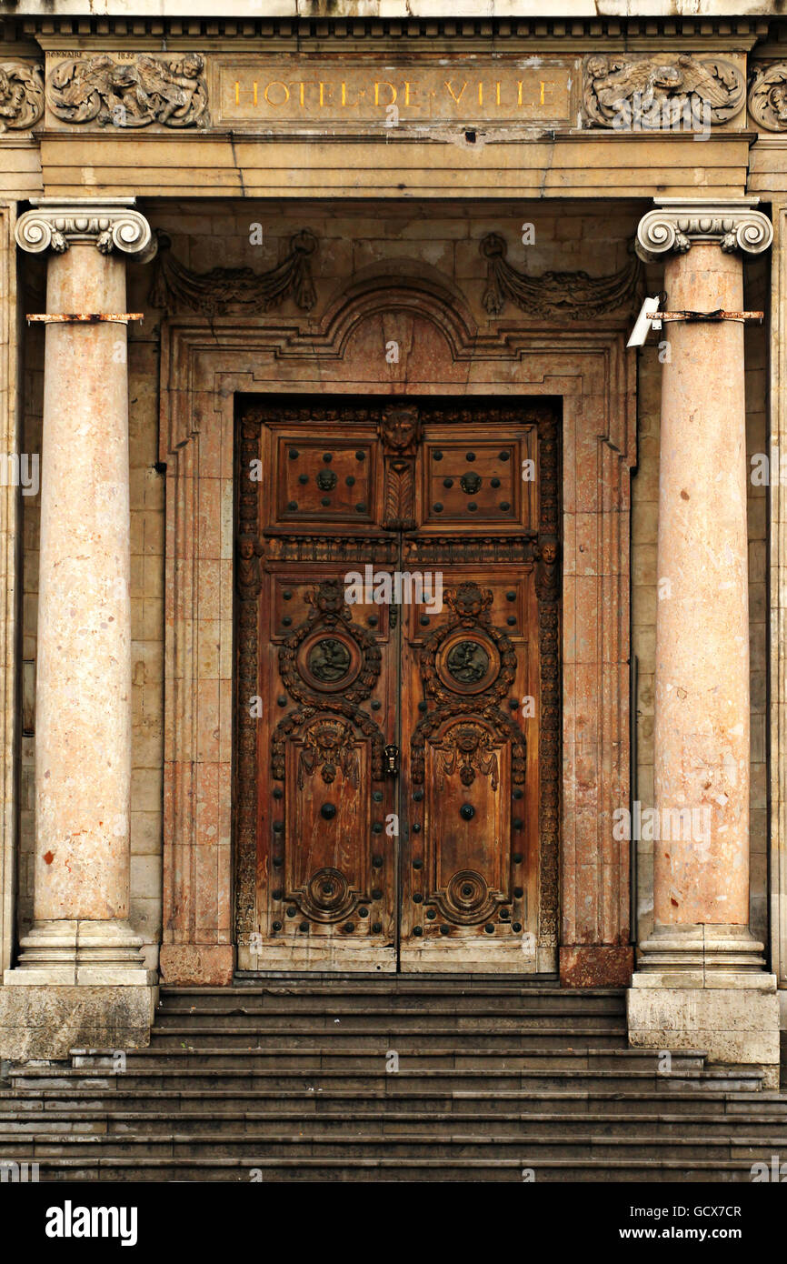City Views - Lyon. The Hotel de Ville de Lyon is the city hall of Lyon ...