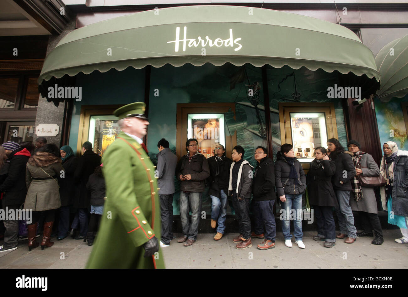 Harrods' Winter Sale London Stock Photo Alamy