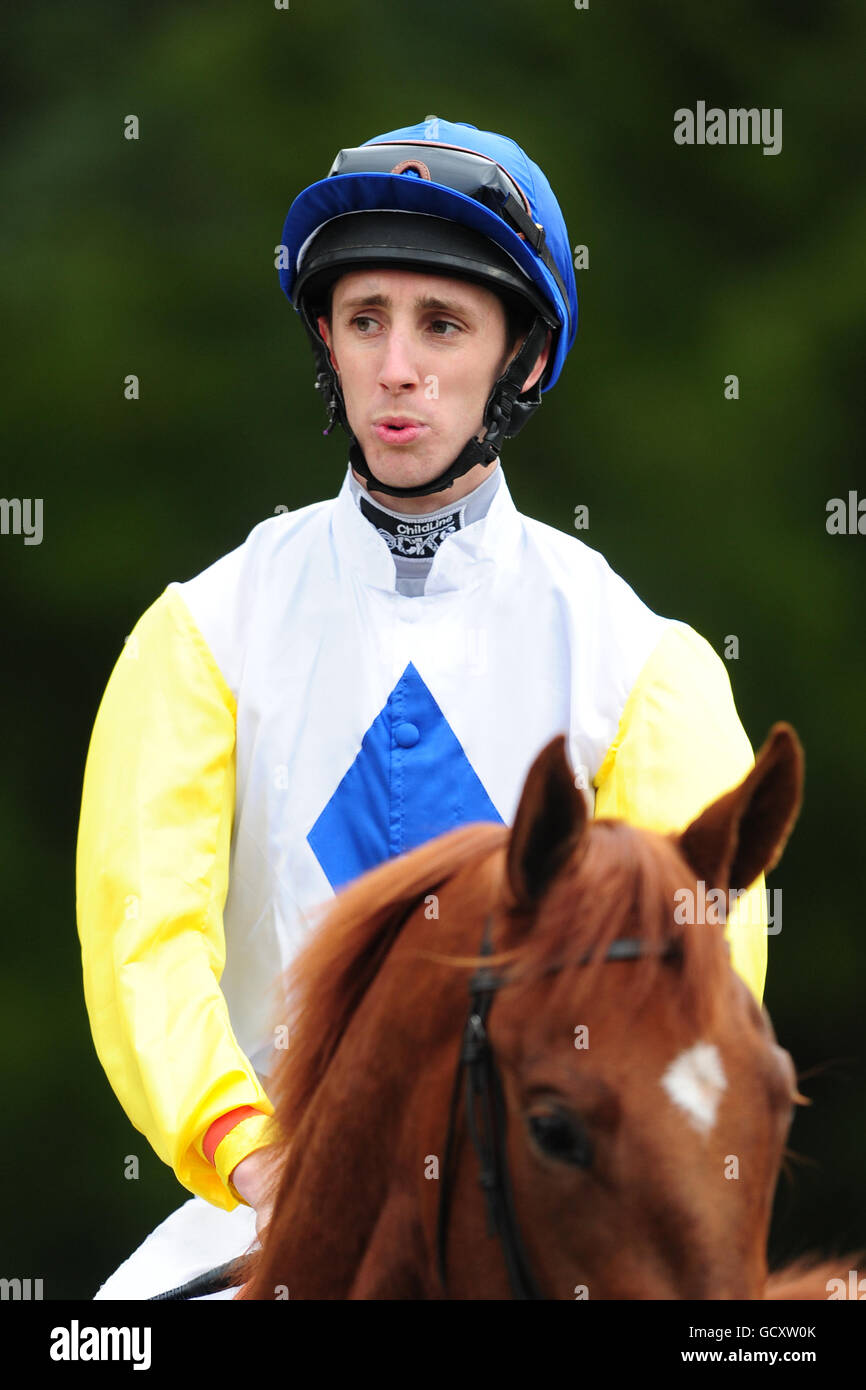 Horse Racing Lingfield Park Racecourse Stock Photo Alamy