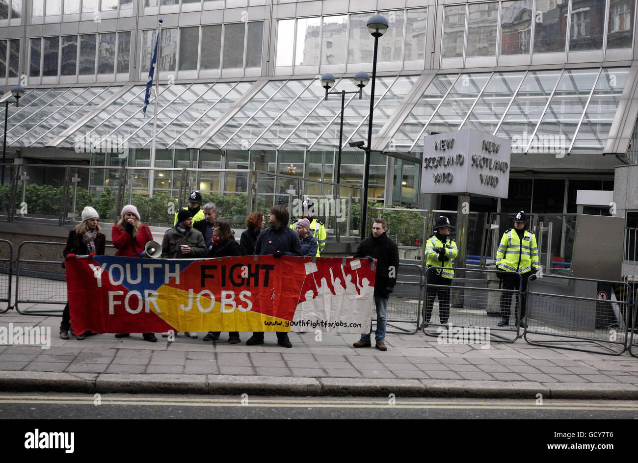 Police kettling protest Stock Photo Alamy