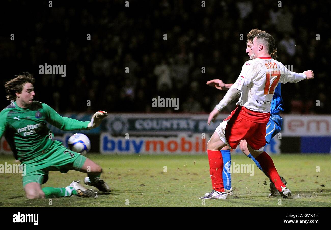 Stevenage's Peter Winn scores his side's third goal of the game Stock Photo