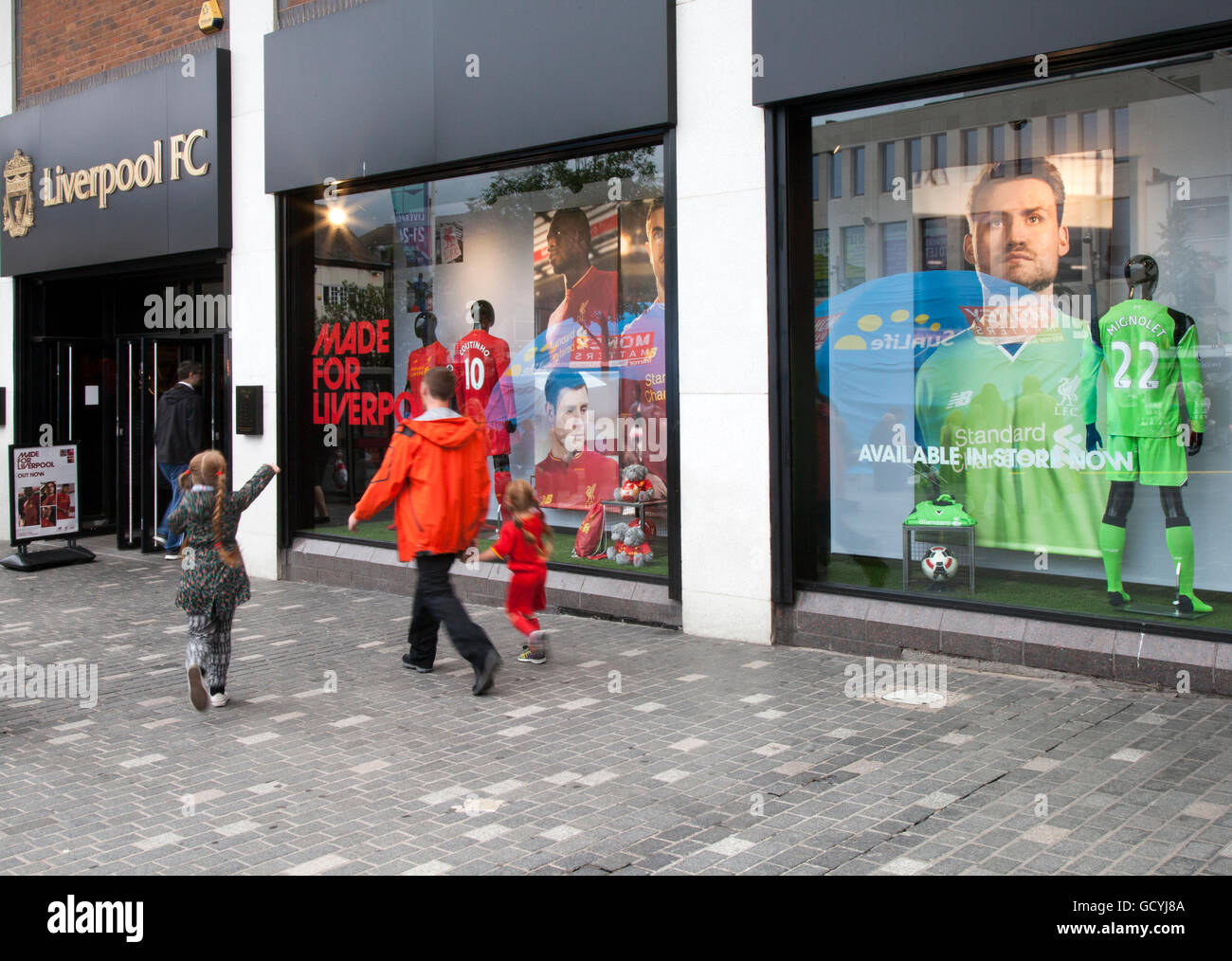 Liverpool FC official supporters retail store for replica kit in Williamson Square,  Merseyside, UK Liverpools business district. Stock Photo