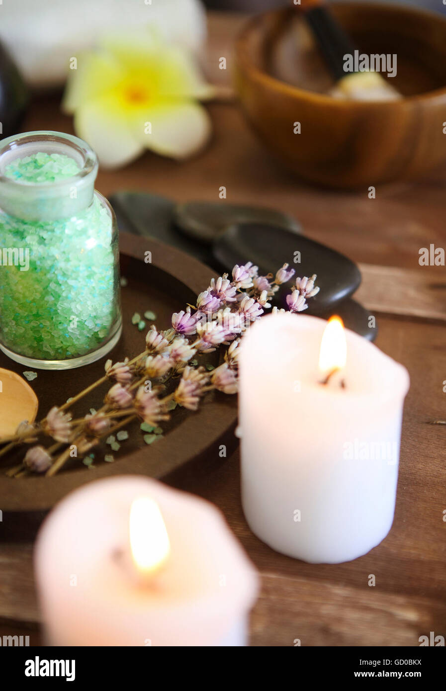 Elements of spa massage with candles in spa salon Stock Photo - Alamy
