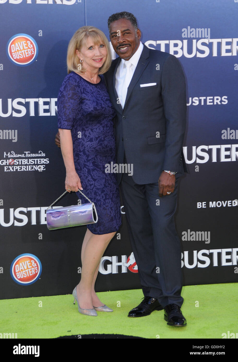 Ernie hudson and linda hudson hi-res stock photography and images - Alamy