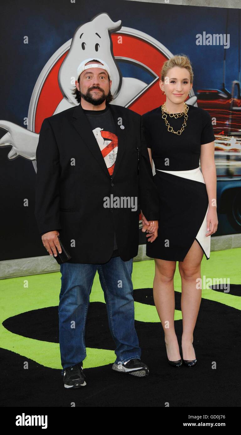 Los Angeles, CA, USA. 9th July, 2016. Kevin Smith, Jennifer Schwalbach at arrivals for GHOSTBUSTERS Premiere, TCL Chinese 6 Theatres (formerly Grauman's), Los Angeles, CA July 9, 2016. © Elizabeth Goodenough/Everett Collection/Alamy Live News Stock Photo