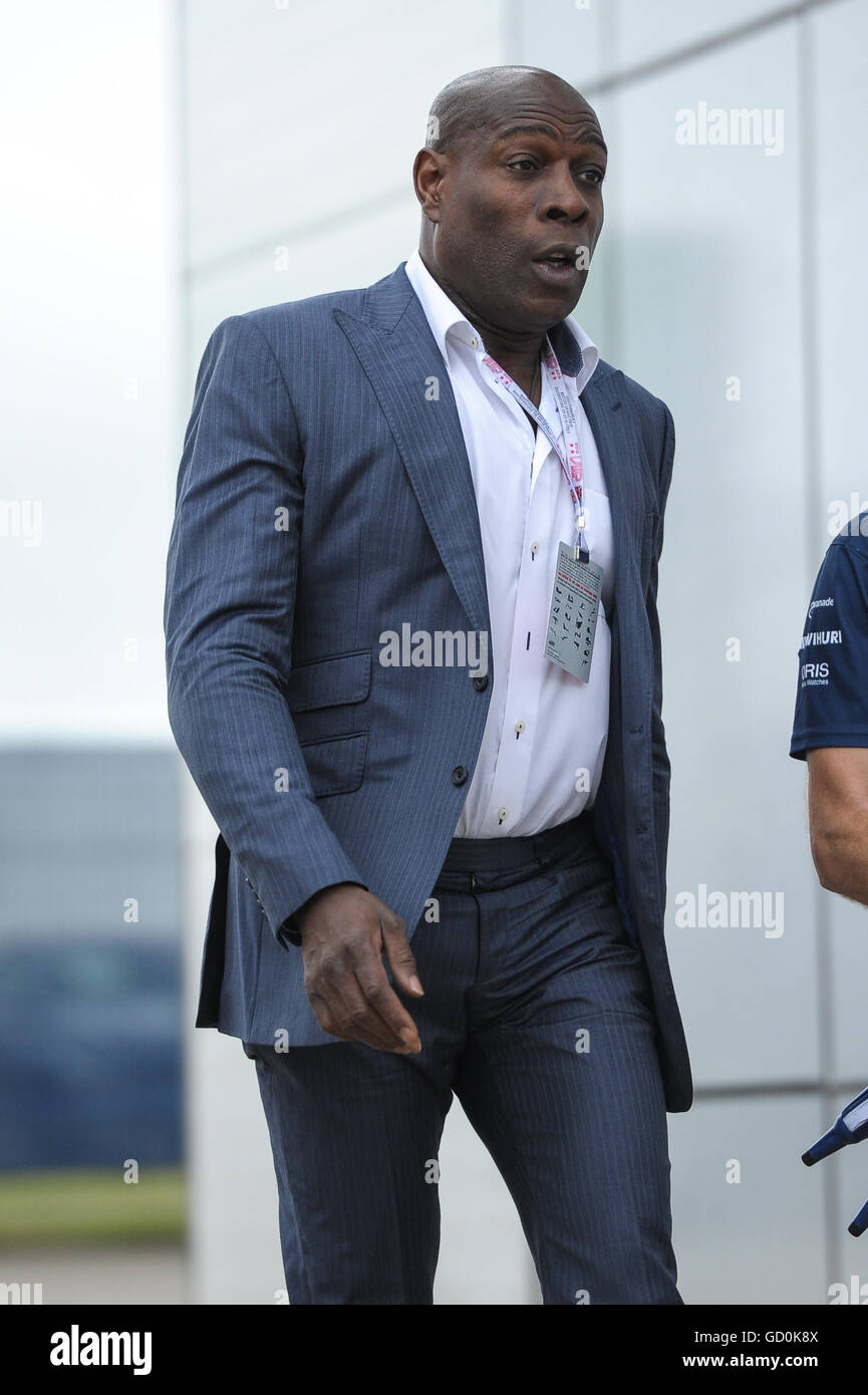 Silverstone, UK. 10th July, 2016. Former boxer, Frank Bruno, in the paddock at the British grand prix. Credit:  Kevin Bennett/Alamy Live News Stock Photo