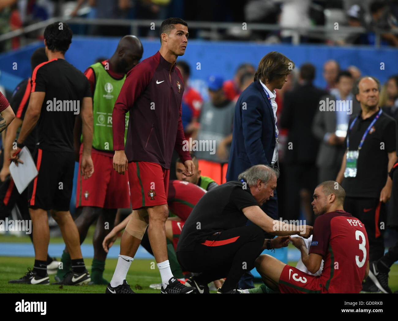 Paris, France. 10th July, 2016. Cristiano Ronaldo(C) of Portugal cheers ...