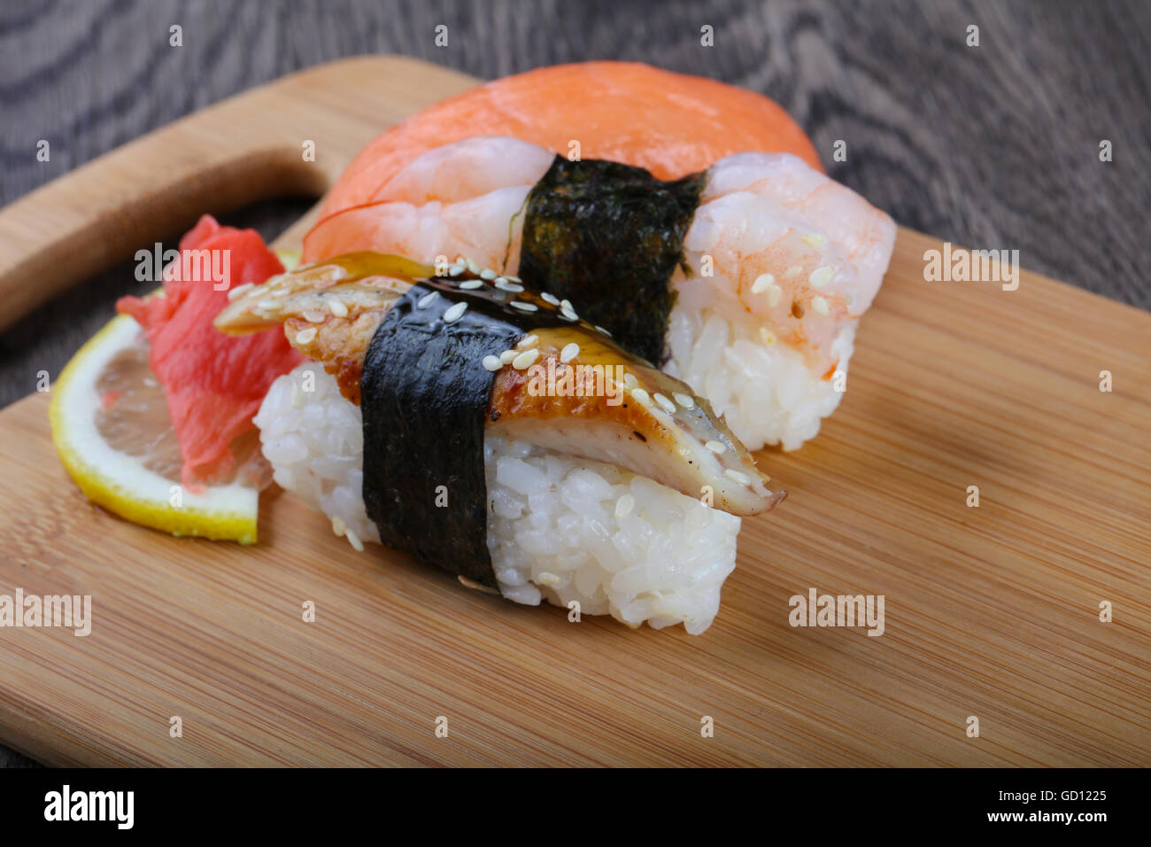 Sushi mix with salmon, prawn and eel Stock Photo - Alamy