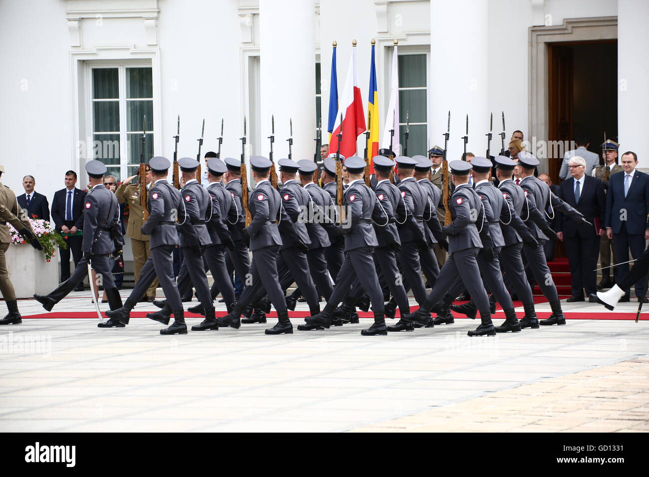 Warsaw, Poland. 10th July, 2016. Romanian President Klaus Werner Iohannis was received by Polish President Andrzej Duda with military honours at Belvedere in Warsaw. © Jakob Ratz/Pacific Press/Alamy Live News Stock Photo