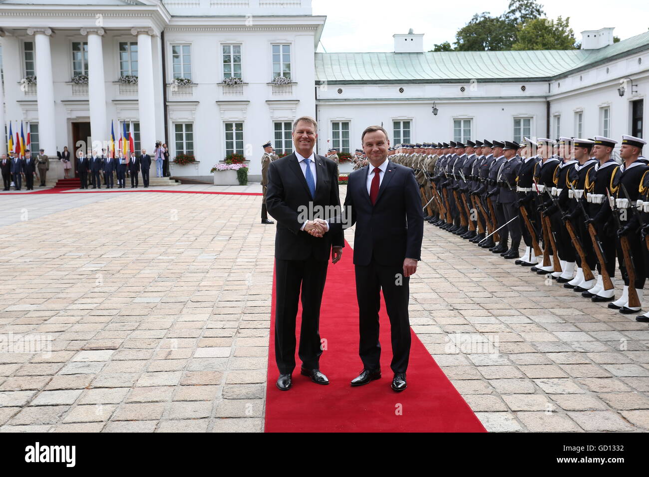 Warsaw, Poland. 10th July, 2016. Romanian President Klaus Werner Iohannis was received by Polish President Andrzej Duda with military honours at Belvedere in Warsaw. © Jakob Ratz/Pacific Press/Alamy Live News Stock Photo