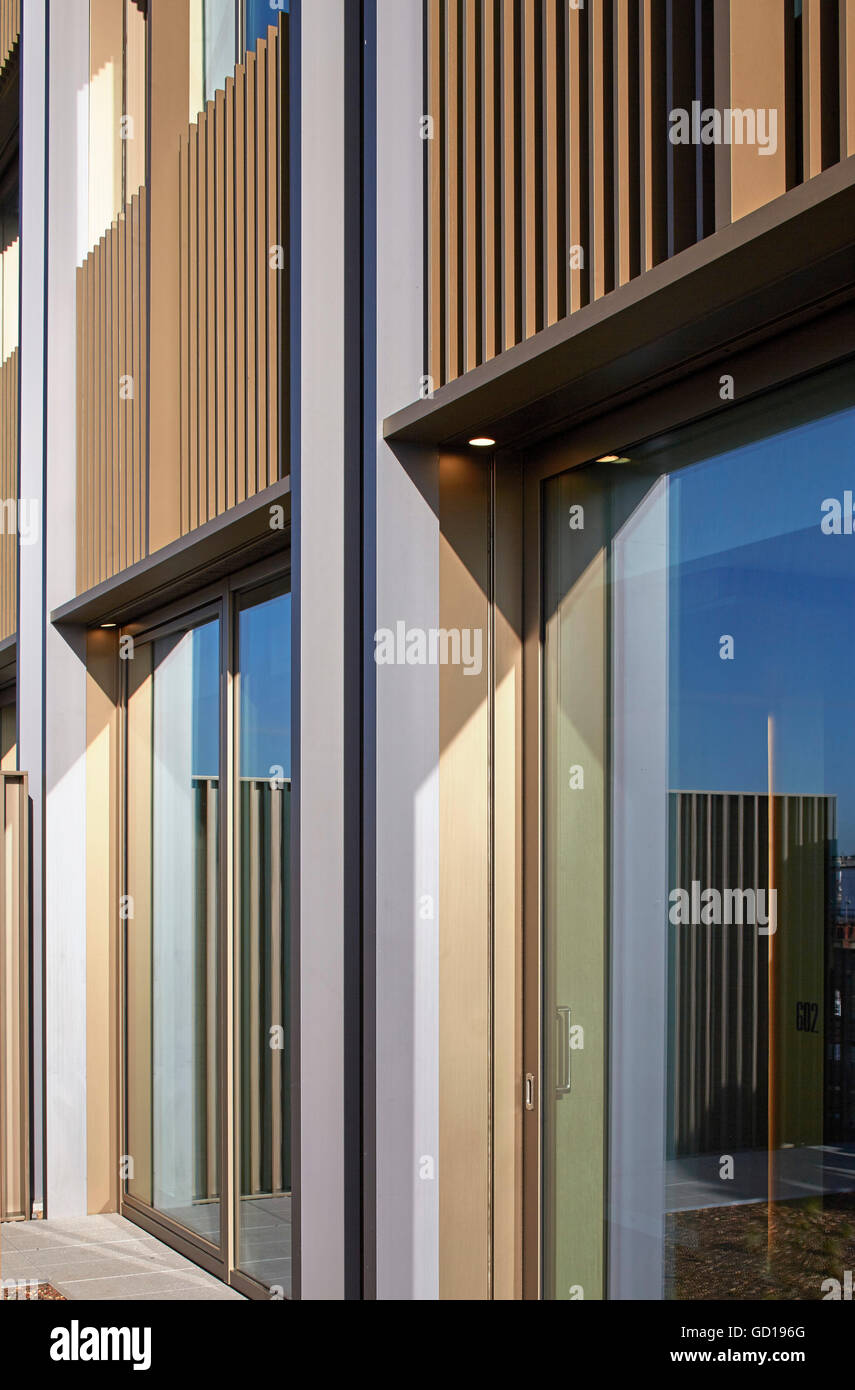 Window detail on upper level terrace. Fitzroy Place, London, United Kingdom. Architect: Johnson Naylor , 2016. Stock Photo