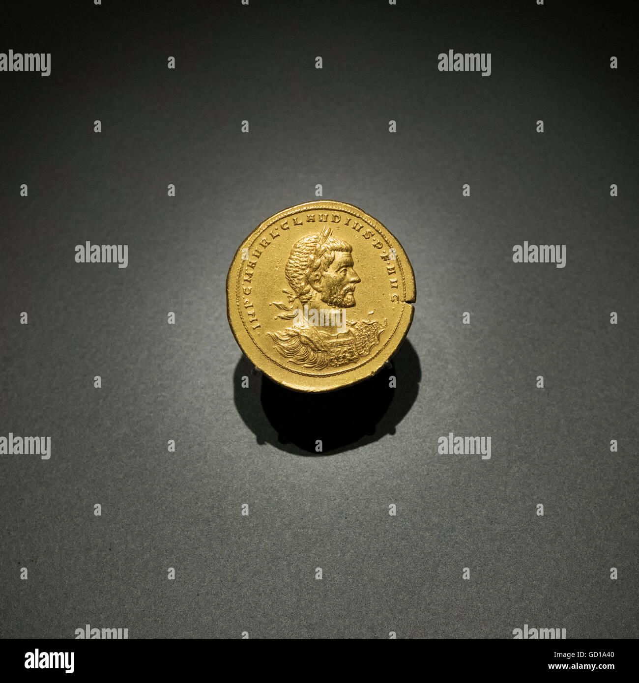 Madrid. Spain. Eight aurei gold coin bearing the portrait of Claudius II, ca. 268 AD, from Mediolanum (Milan, Italy). National A Stock Photo