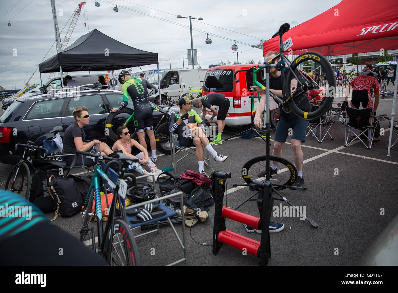 Ride london 2016 hires stock photography and images Alamy