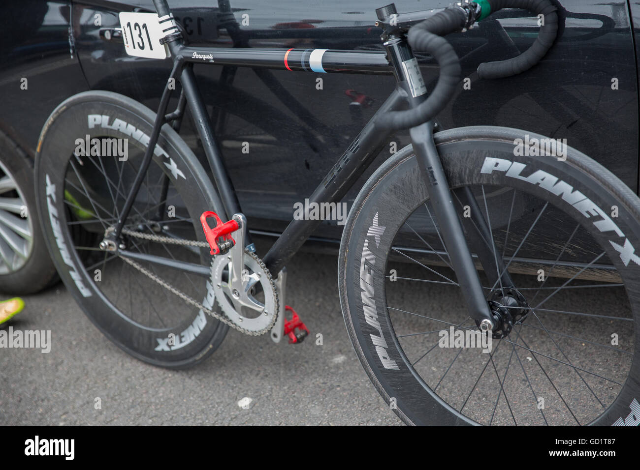 Red Hook Criterium London 2016 Cycling Crit Fixed Gear Bicycle Track Bike Single Speed Race Event Greenwich Penisnula Cyclists Stock Photo