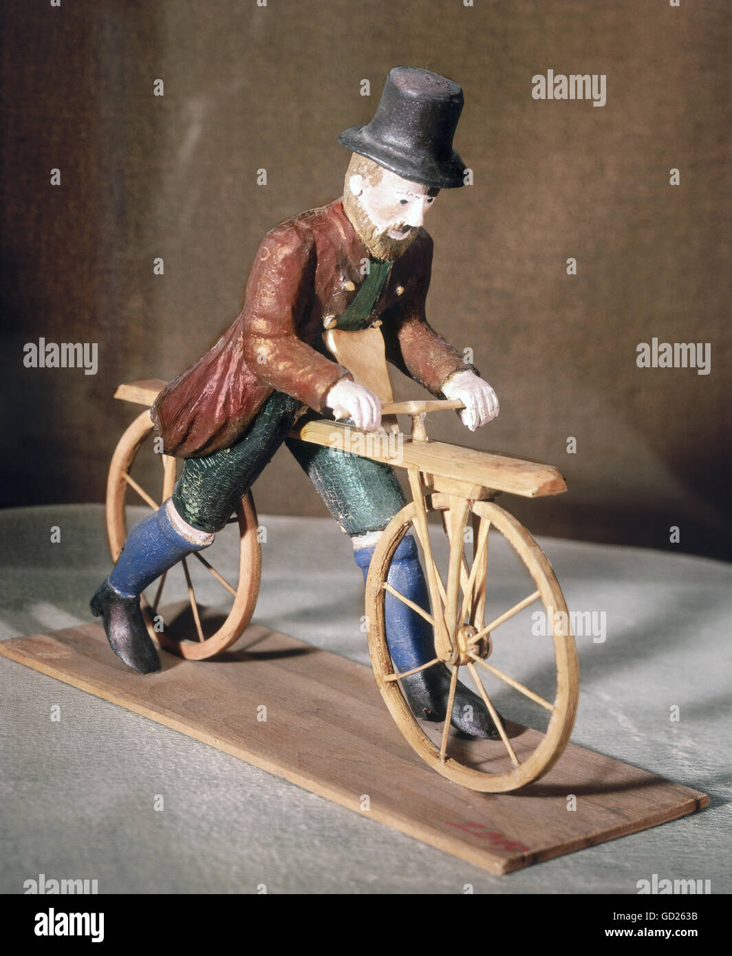 transport / transportation, two-wheeled vehicles, handcar with driver, wood, carved, Berchtesgaden, height: 19,5 cm, 1st half of the 19th century, historic, historical, municipal museum Berchtesgaden, vehicle, vehicles, drive, driving, driven, driver, drivers, two-wheeled vehicle, two-wheeler, two-wheeled vehicles, two-wheelers, running wheel, running wheels, people, man, men, male, Additional-Rights-Clearences-Not Available Stock Photo
