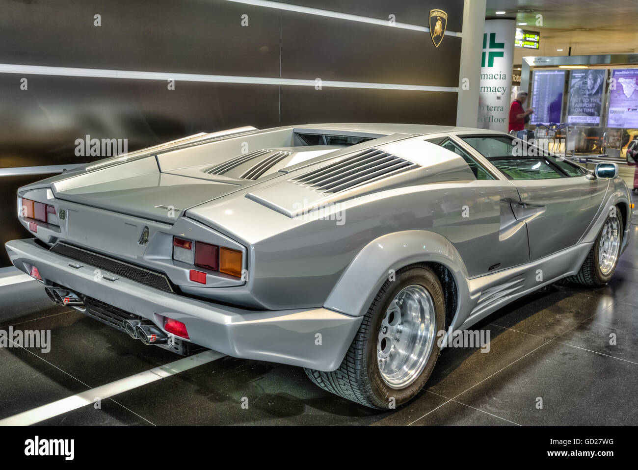Silver countach hires stock photography and images Alamy