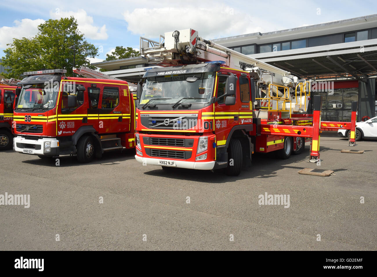 fire service. UK. Great Britain. fire engines ready to deploy Stock Photo