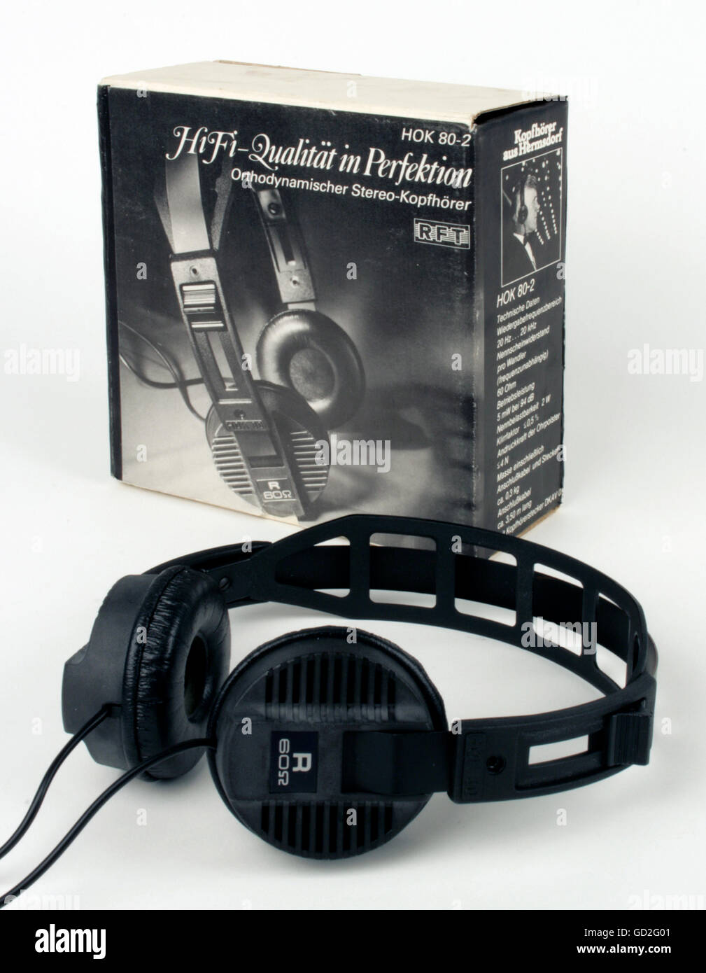 technics, hi-fi, stereo headphones HOK 80-2, design: unknown, design by factory (sale price: 165 mark), made by: Kombinat VEB Keramische Werke Hermsdorf, East-Germany, 1980s, Additional-Rights-Clearences-Not Available Stock Photo