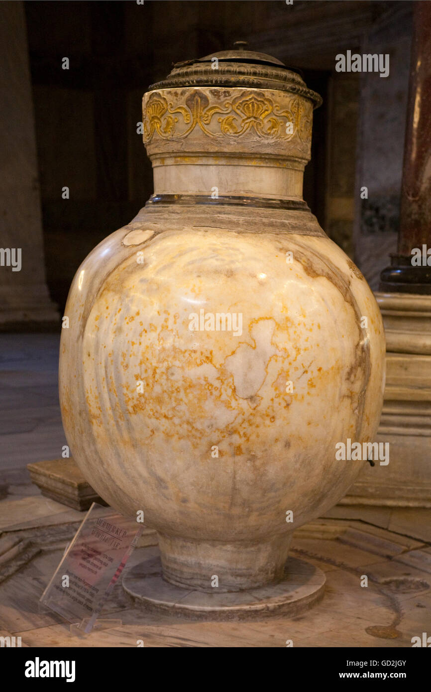 fine arts, Byzantine Empire, marble jug from Pergamum, Hagia Sophia, Istanbul, Artist's Copyright has not to be cleared Stock Photo