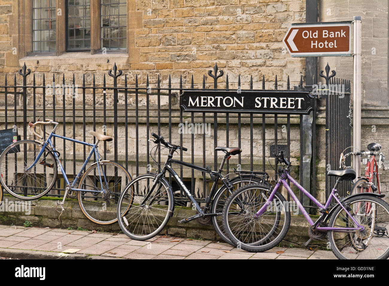 UK Oxford Bicycles In merton Street Stock Photo