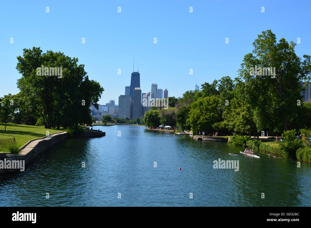 Boats race down the Lincoln Park Lagoon Henley style at the 36th annual running of the Chicago Sprints Regatta, July 9-10, 2016 Stock Photo