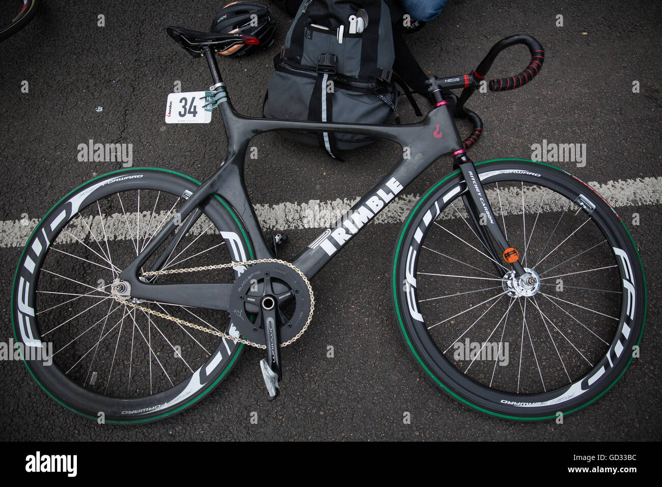 Trimble Fixed Gear Bike Fixie Bikes Track Bicycle Red Hook Crit Criterium London Stock Photo