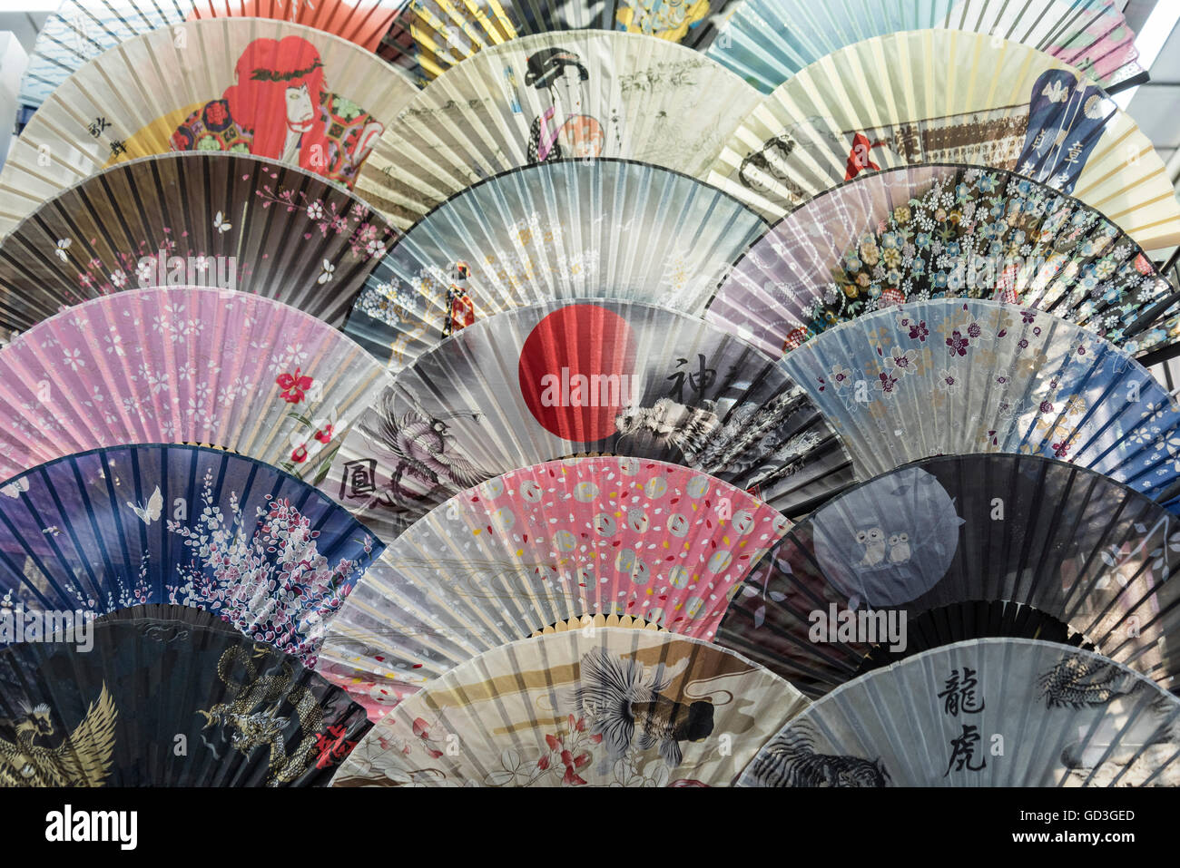 Traditional Japanese hand fans, Asakusa, Tokyo, Japan Stock Photo