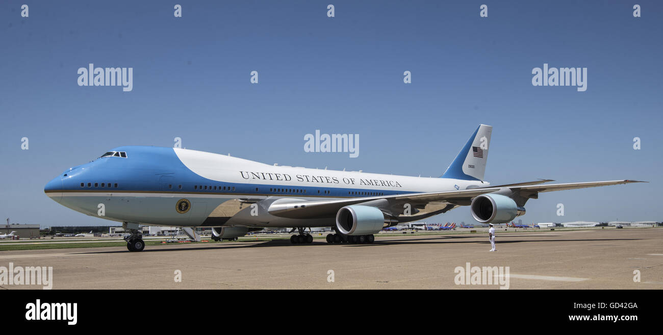 Dallas, Texas, US. 12th July, 2016. Air Force One arriving at Dallas Love Field. Credit:  Hoss Mcbain/ZUMA Wire/Alamy Live News Stock Photo