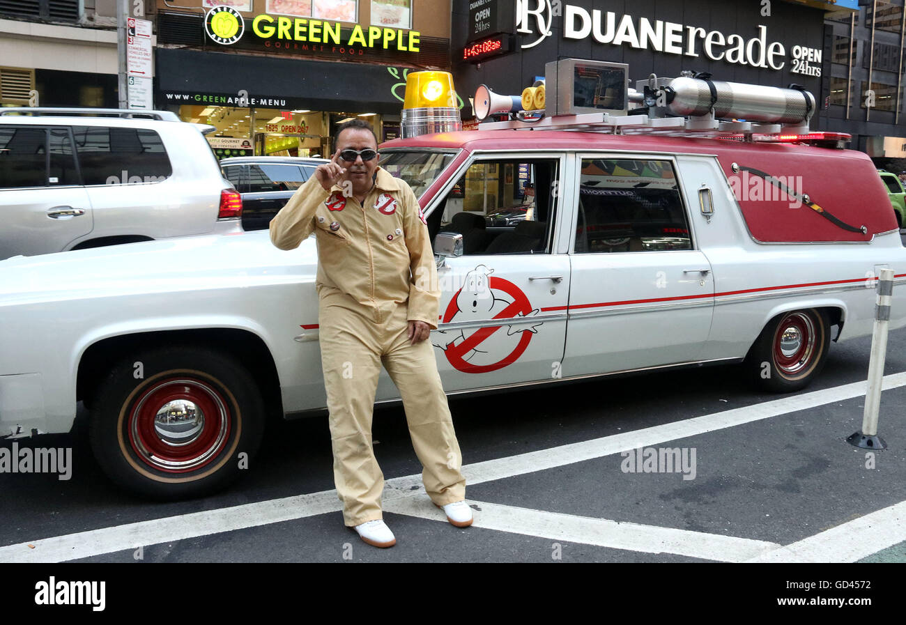 Ecto 1 hi-res stock photography and images - Alamy