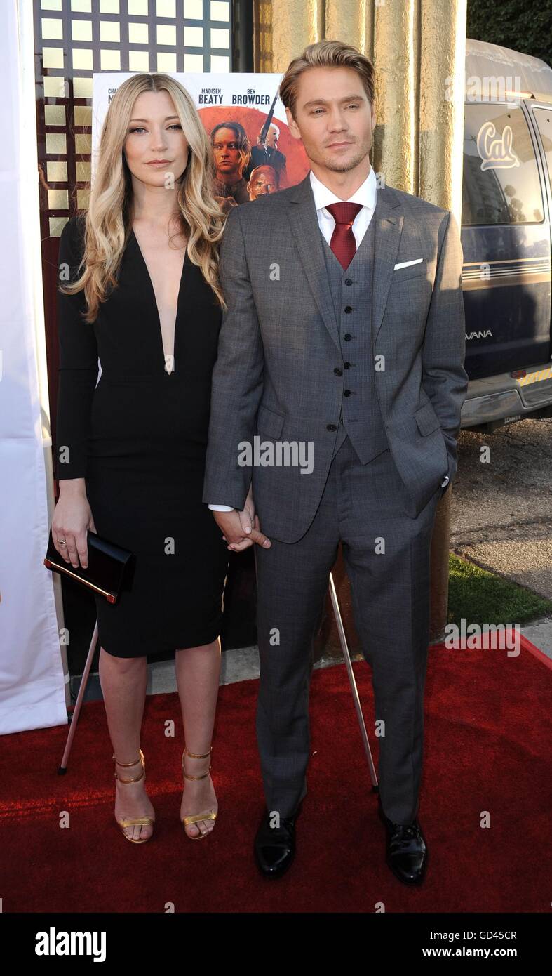 Chad Michael Murray And Sarah Roemer