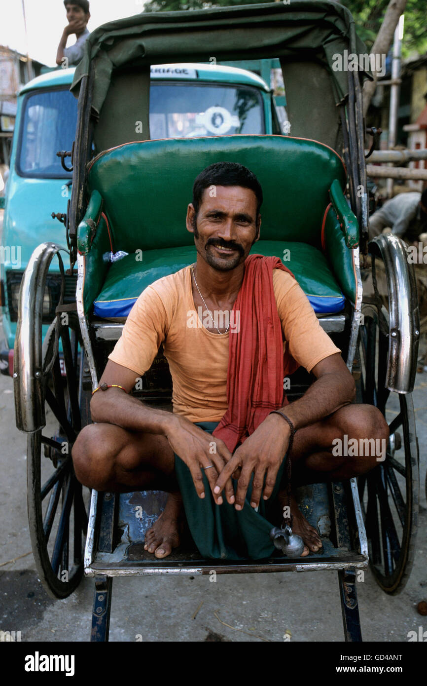 The rickshaw puller hi-res stock photography and images - Alamy