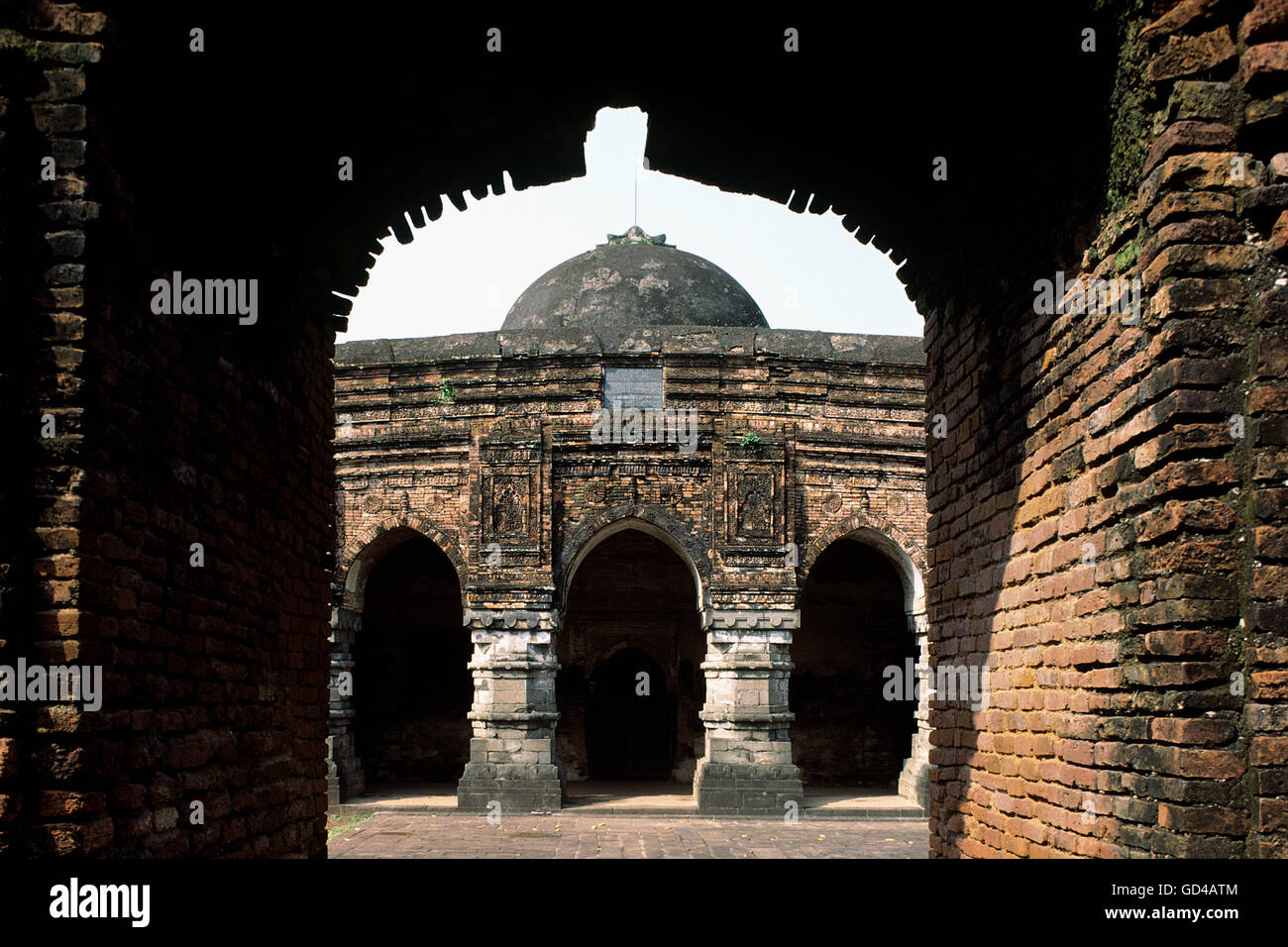 Qamar Rasool Qadam Rasul Mosque Stock Photo - Alamy