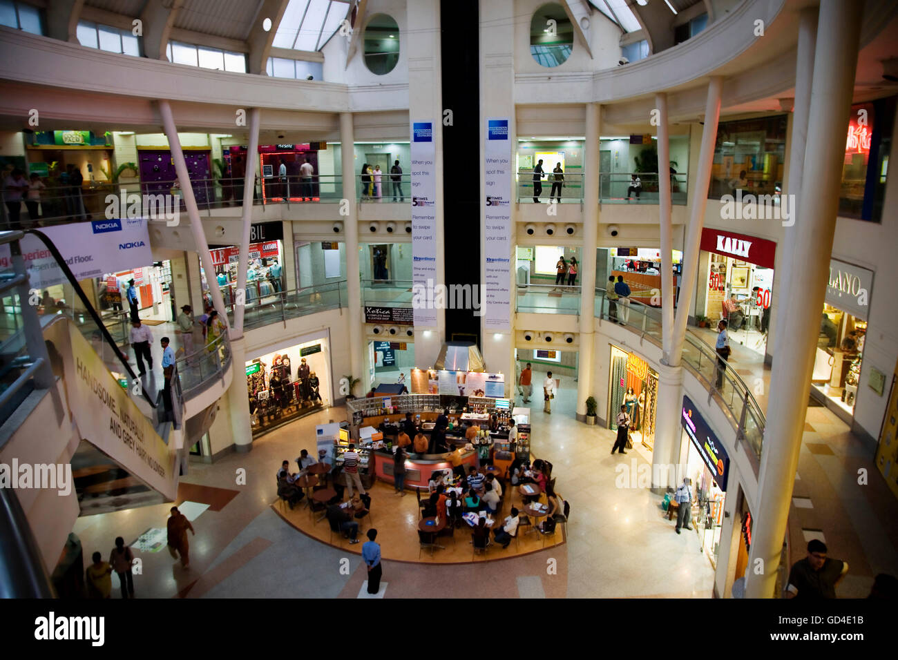 Inside dlf mall in Delhi editorial photo. Image of mall - 52624051