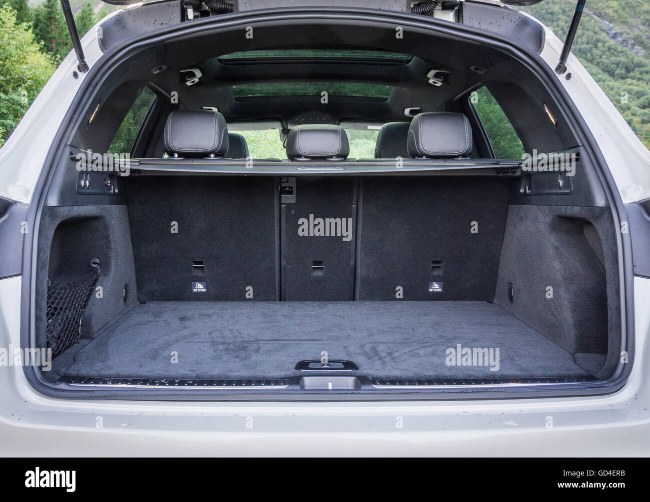 Suv with open tailgate Stock Photo Alamy