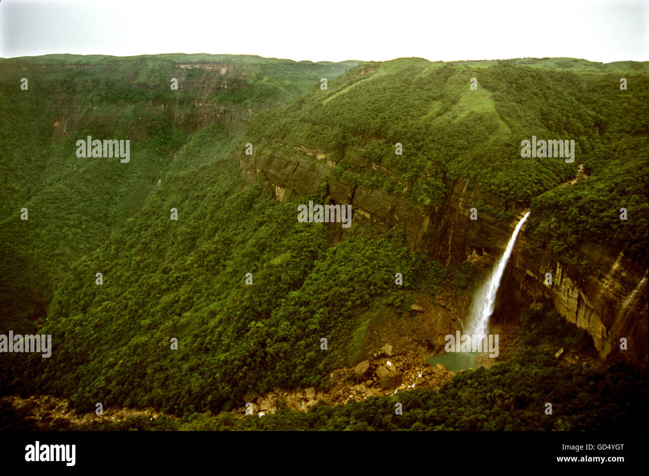 Nohkalikai Falls in Cherrapunjee at Meghalaya Stock Photo - Alamy