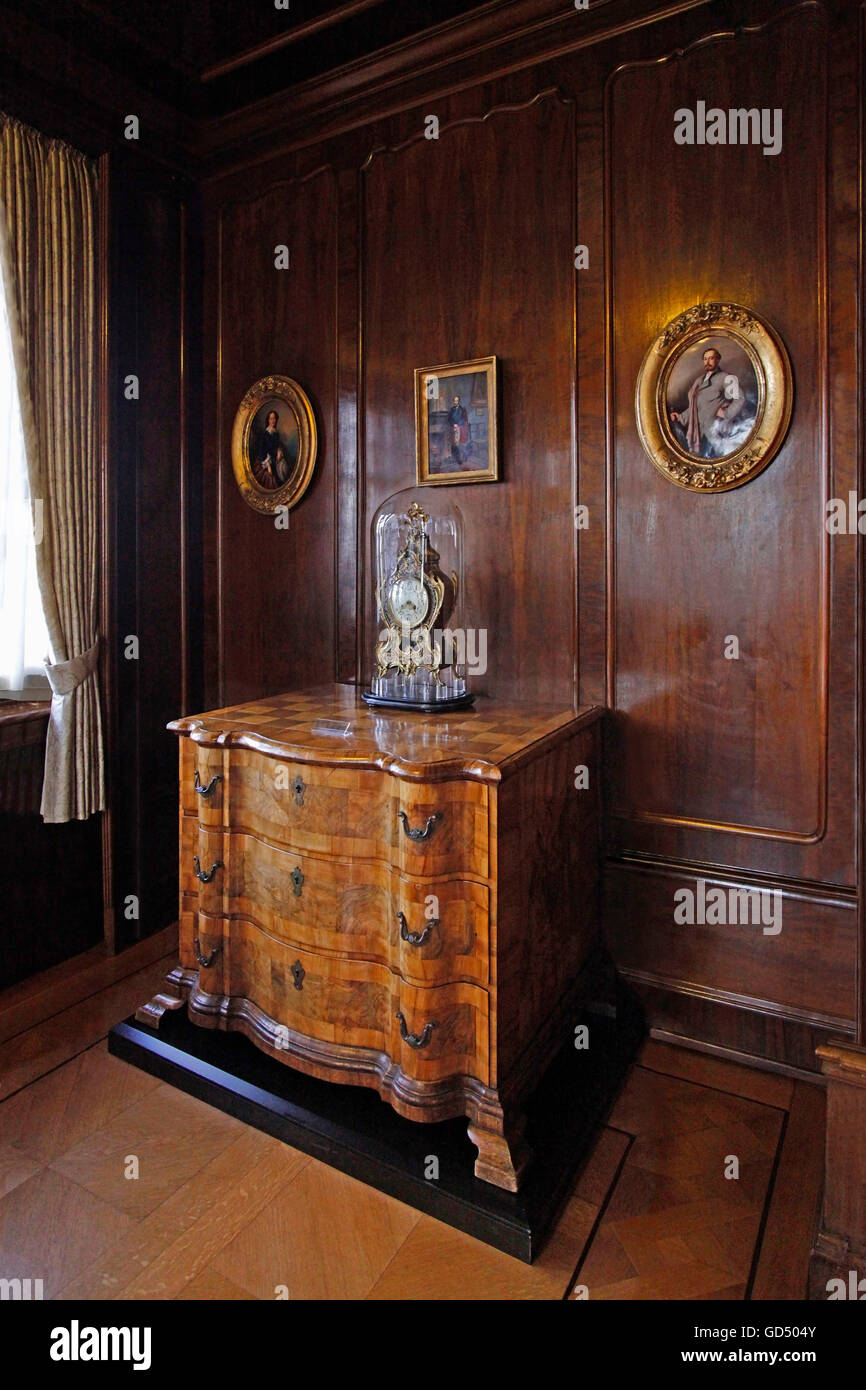 Neo rococo style hi-res stock photography and images - Alamy