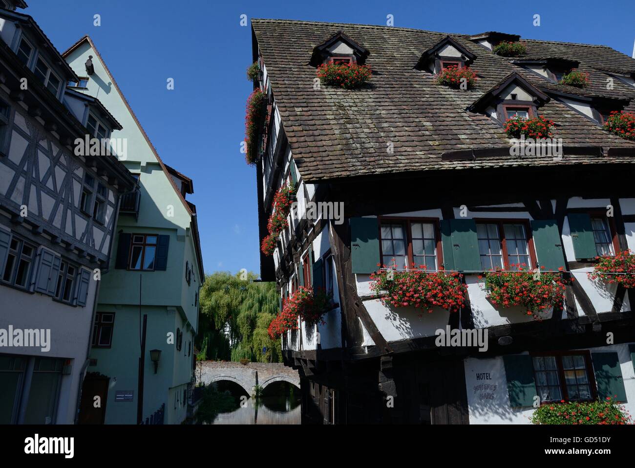 Das Schiefe Haus im Fischerviertel von Ulm, Ulm, Baden-Wuerttemberg, Deutschland, Europa Stock Photo