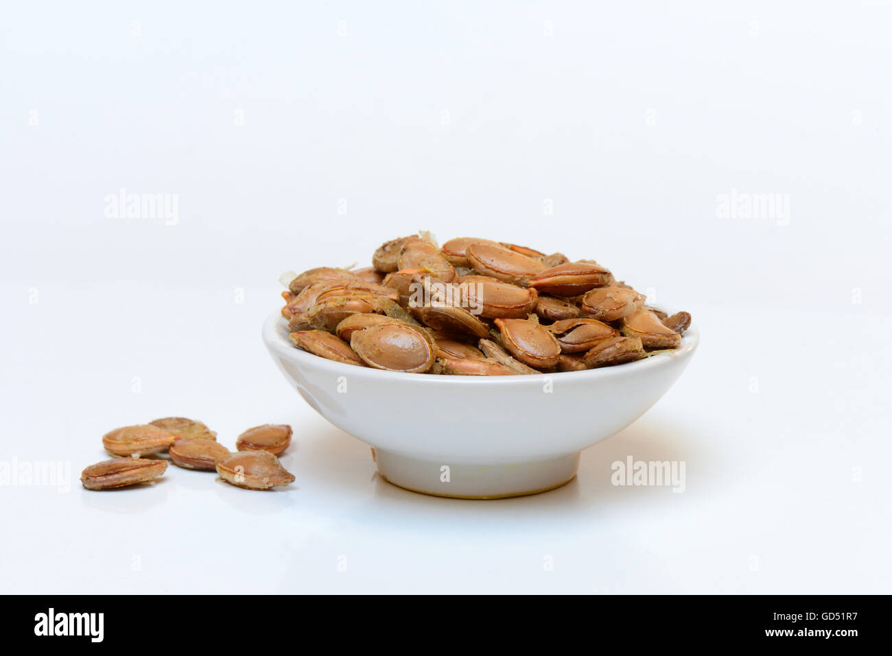 geroestete Kuerbiskerne mit Schale Stock Photo - Alamy
