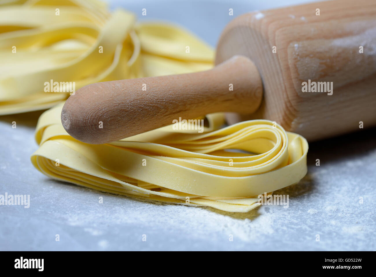 Nudelmaschine Aus Holz – Pappardelle-Schneider, Inkl. Rezeptheft, Made In Italy