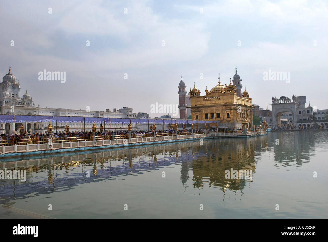 File:Aerial view of the Golden Temple, Amritsar. A view of the temple, tank and surrounding area, circa 1920's–30's.jpg - Wikimedia