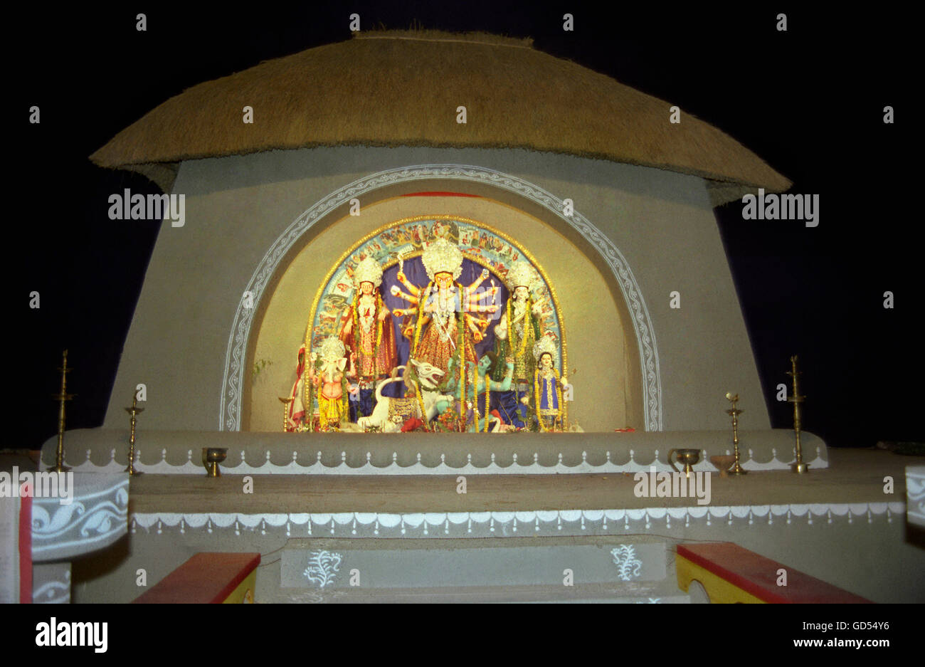 Page 4 - To Durga Puja High Resolution Stock Photography and Images - Alamy