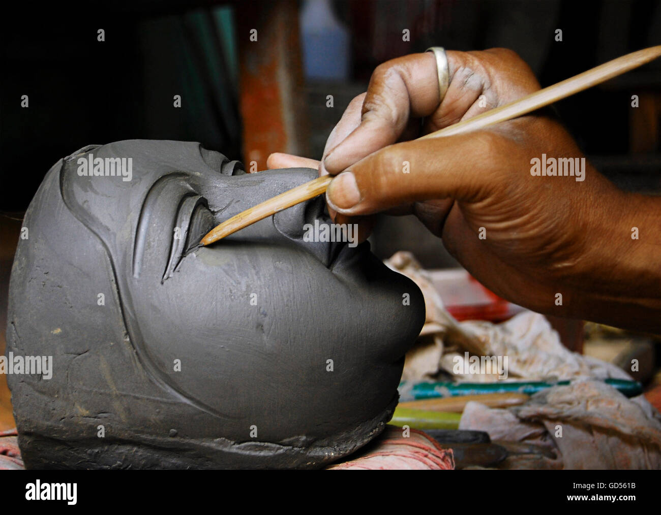 Idol painting hires stock photography and images Alamy