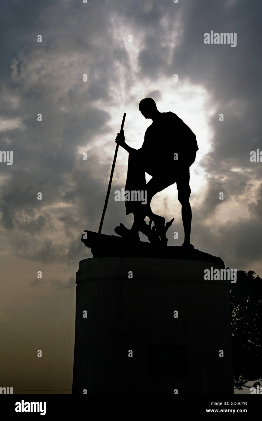 Mahatma Gandhi statue Stock Photo - Alamy